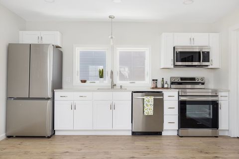 1 Nobert St 1 Warren RI 02885