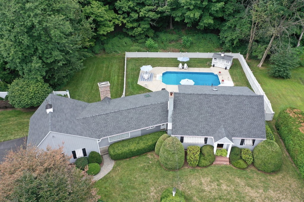 92 Forest Road