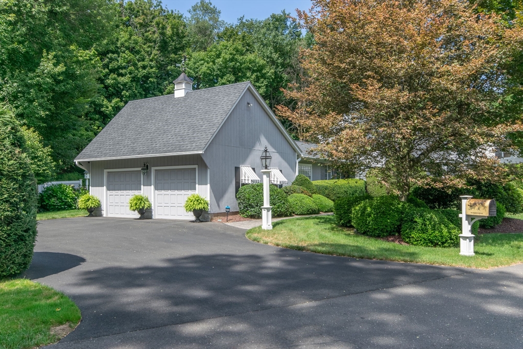 92 Forest Road