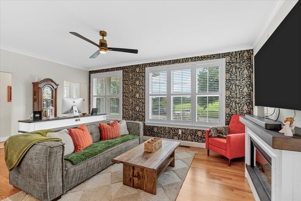 185 Locust St, Swansea, MA, 185 Locust St, Swansea, MA Photo #10
