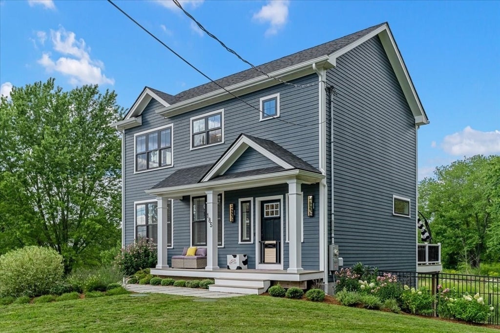 185 Locust St