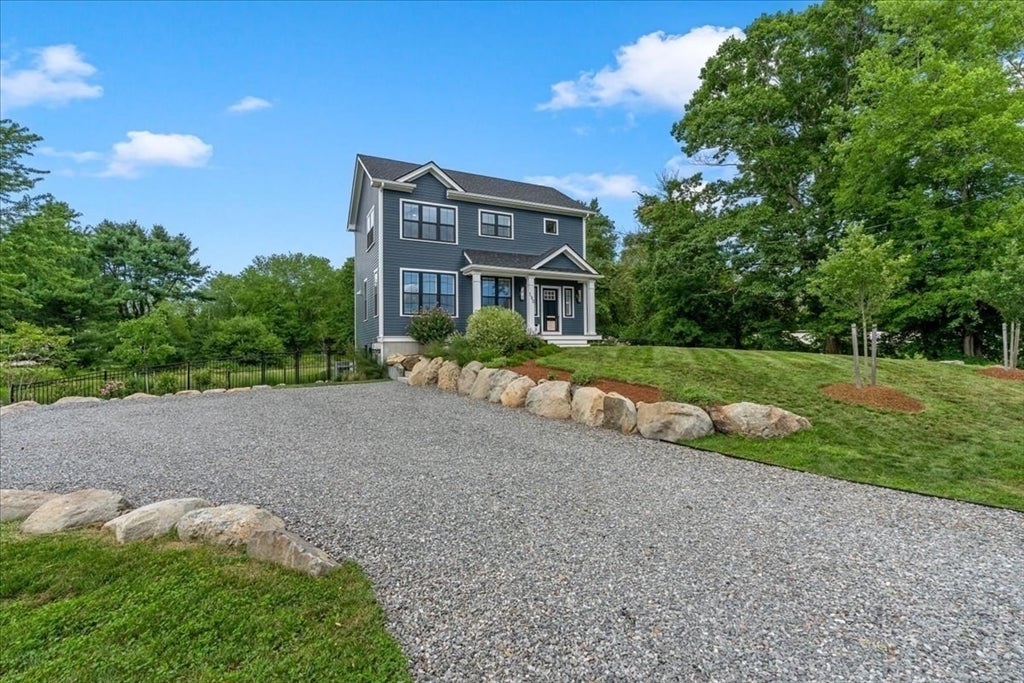 185 Locust St