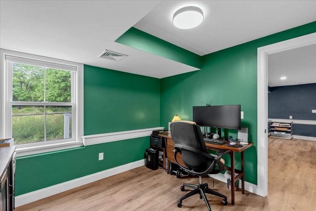 185 Locust St, Swansea, MA, 185 Locust St, Swansea, MA Photo #36