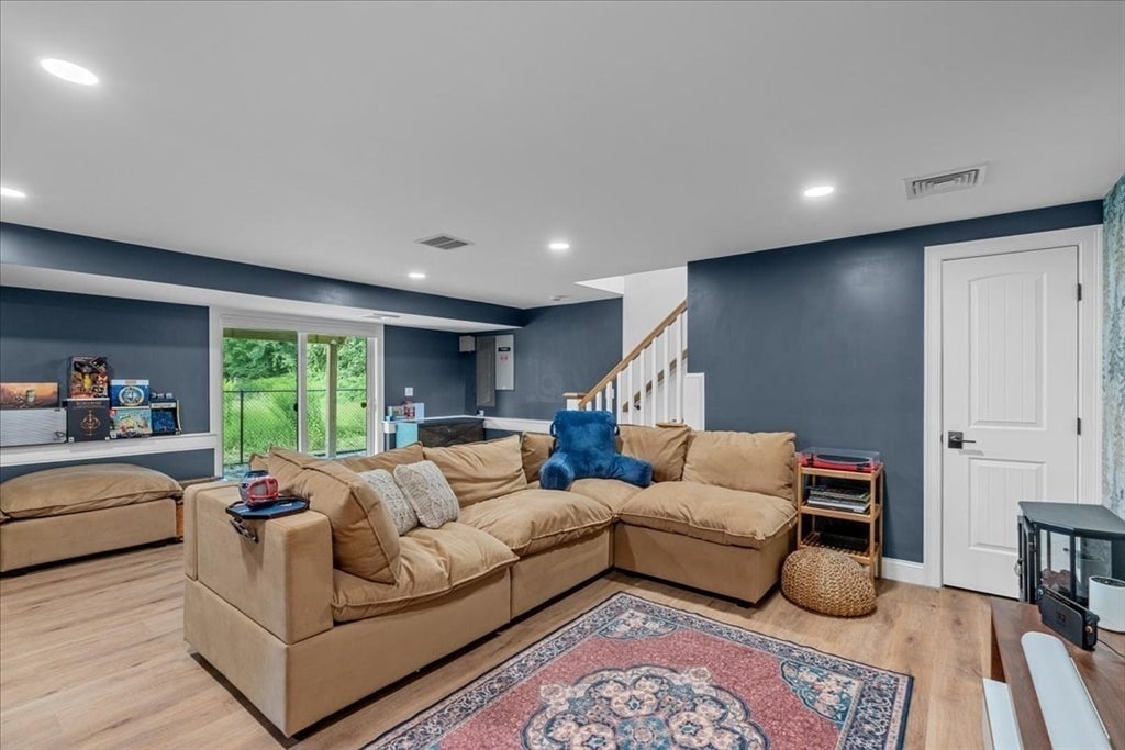 185 Locust St, Swansea, MA, 185 Locust St, Swansea, MA Photo #31