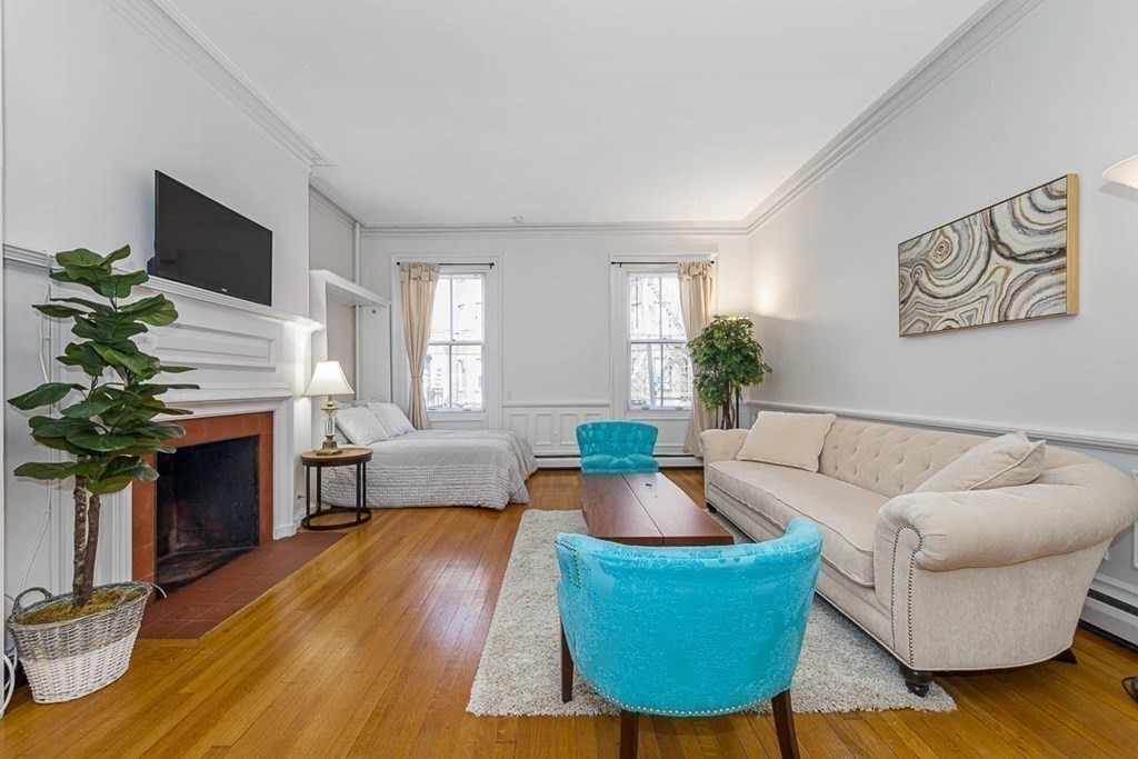 227 Marlborough St 4