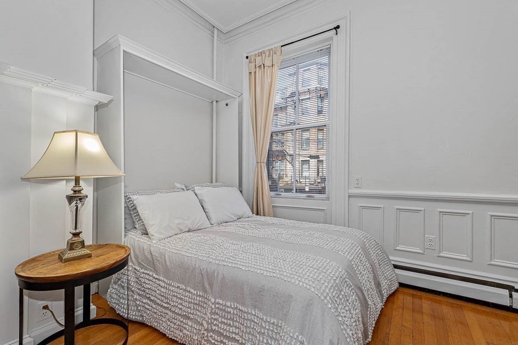 227 Marlborough St 4