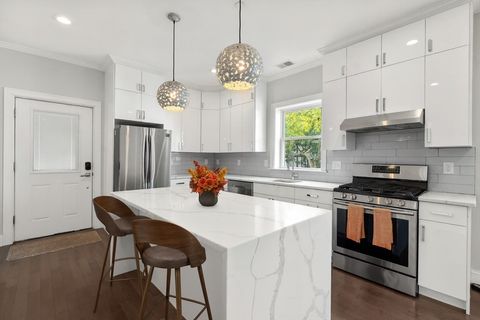 301 Saratoga St 2 Boston MA 02128