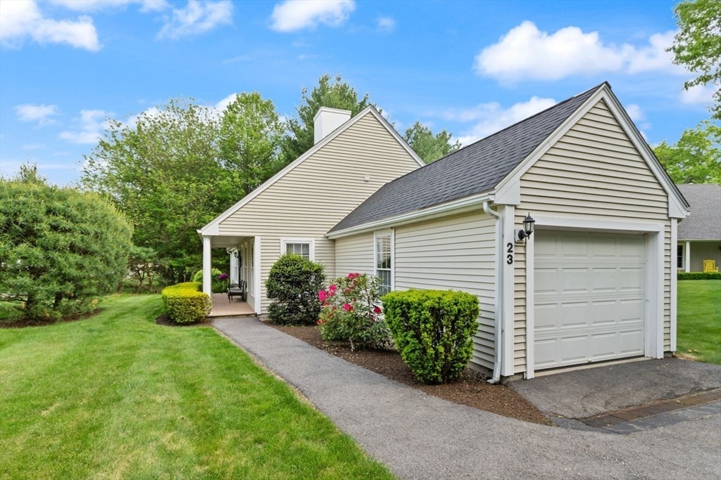 23 Estelle Marsan Dr