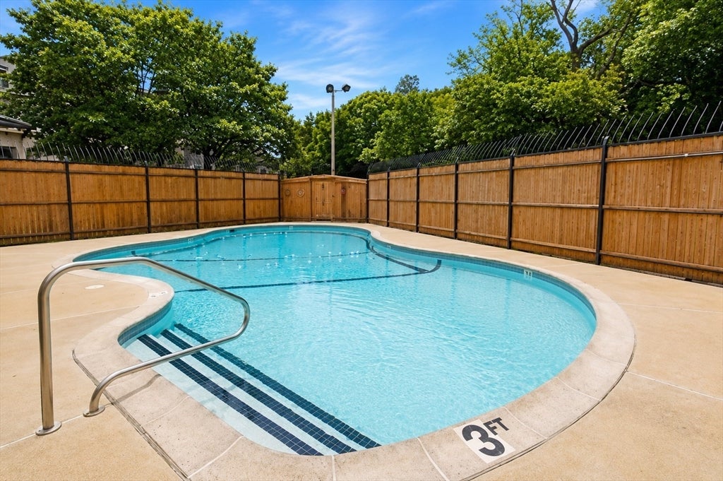 1415 Commonwealth Ave #304, Boston, MA Photo #7
