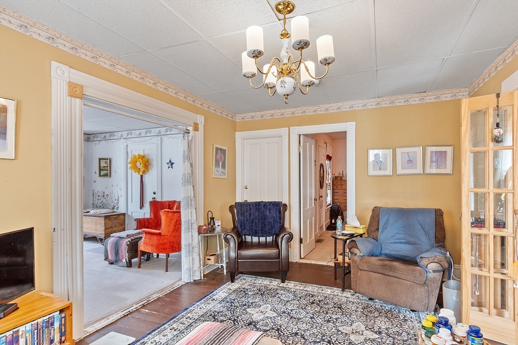 491 High St