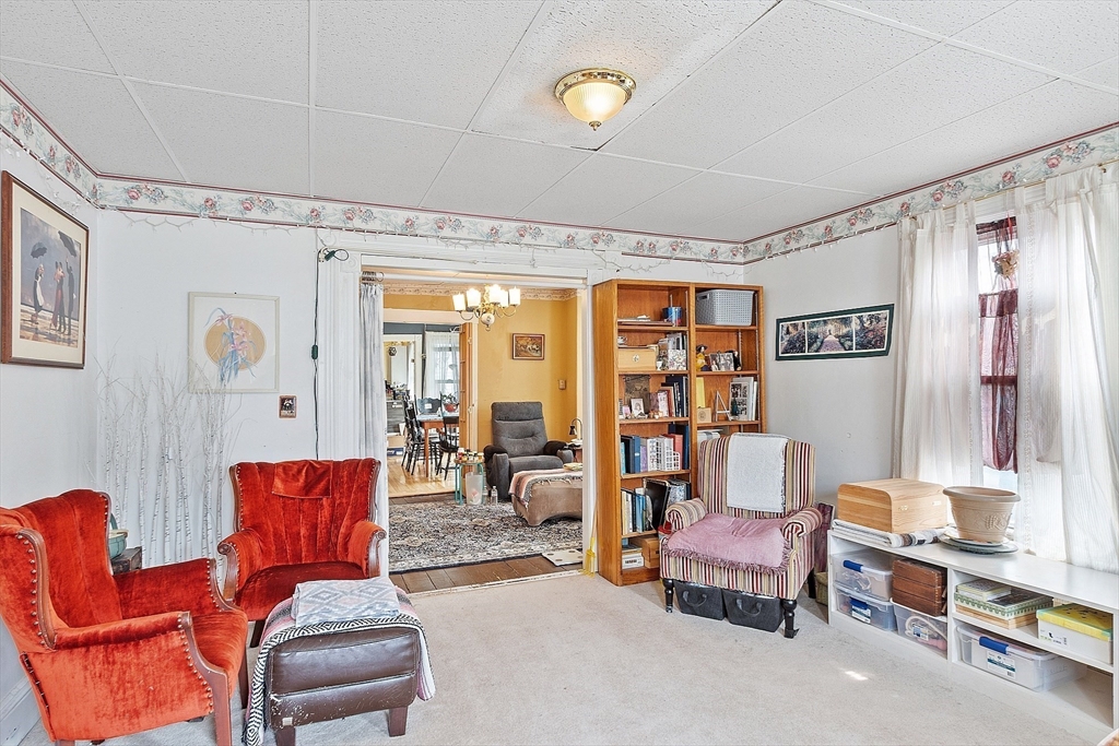 491 High St
