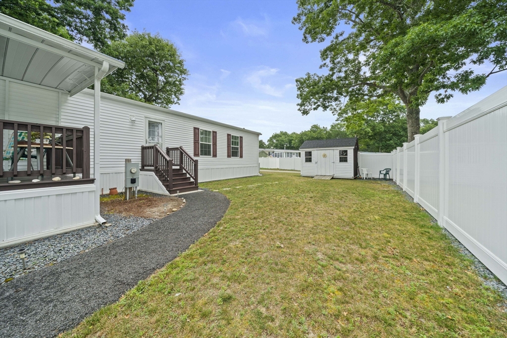 9 Bayberry Lane