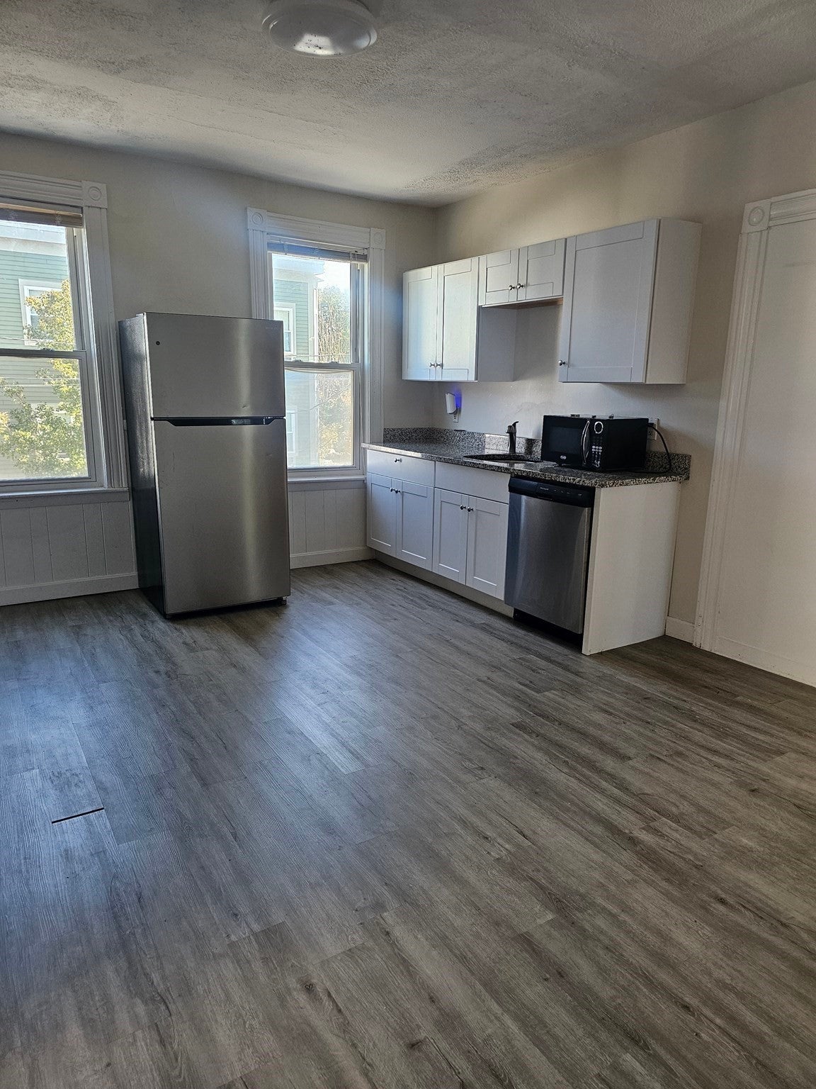 41 Mill Street #2, Beverly, MA, 41 Mill Street #2, Beverly, MA Photo #3