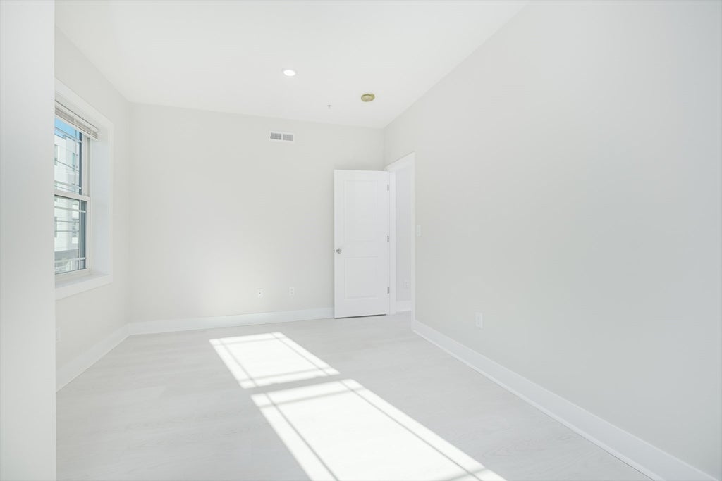 1540 N Shore Road #101, Revere, MA, 1540 N Shore Road #101, Revere, MA Photo #10