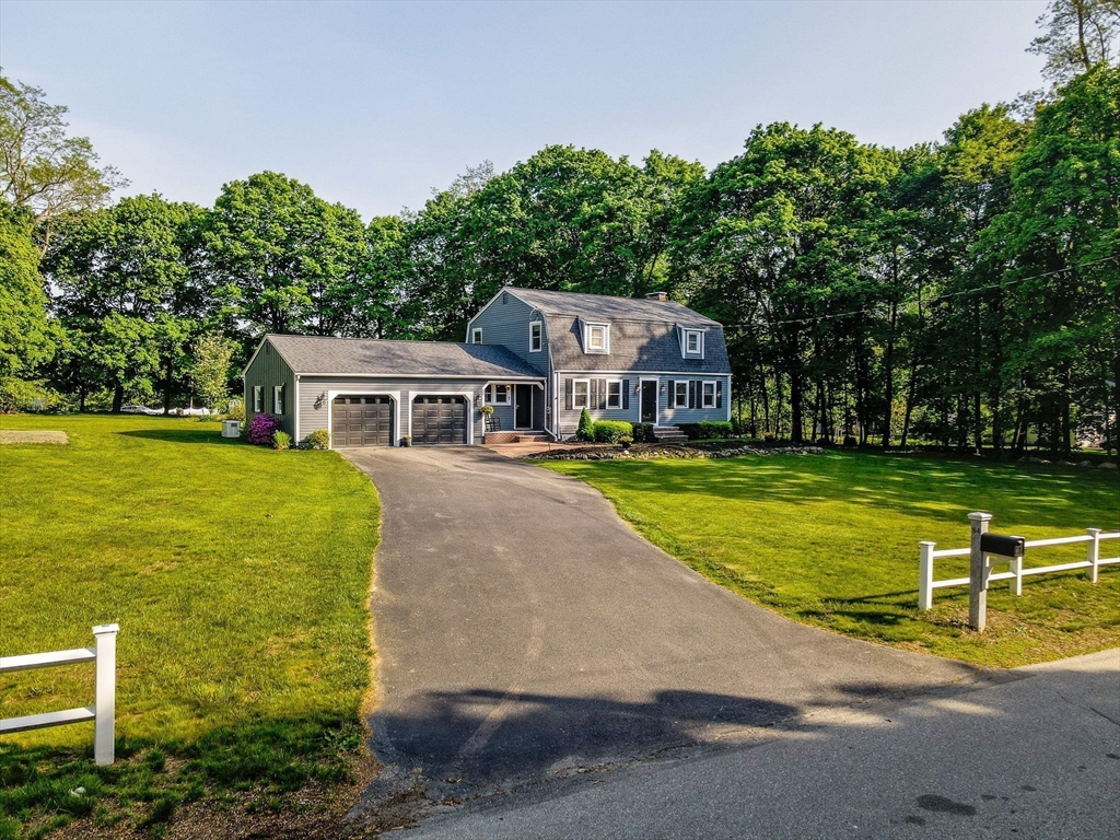 84 Robin Hill Rd