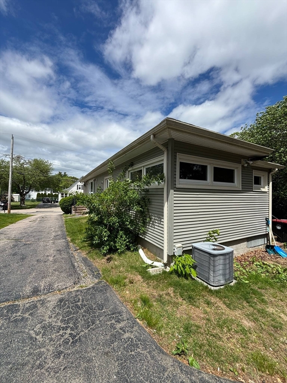 29 Bower Ave