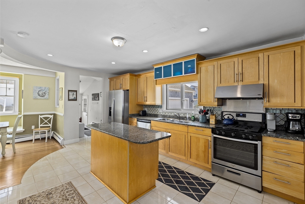 23 Oceanside Dr