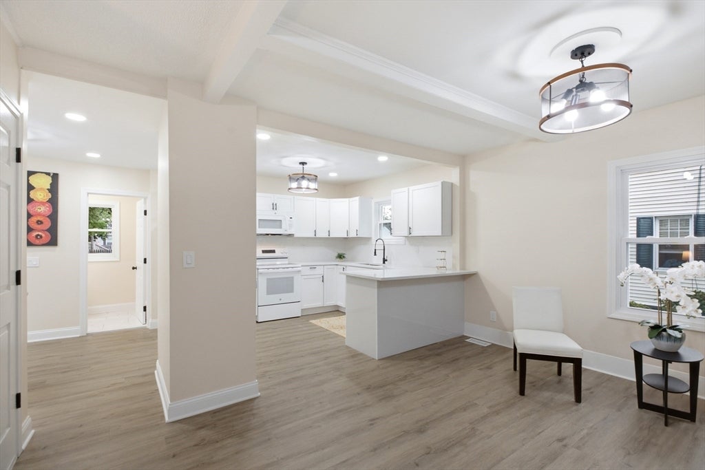 32 Sargon St, Springfield, MA, 32 Sargon St, Springfield, MA Photo #12