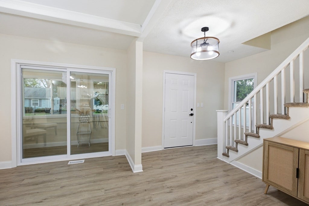 32 Sargon St, Springfield, MA, 32 Sargon St, Springfield, MA Photo #16
