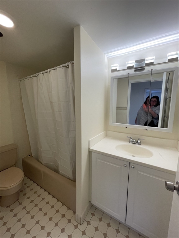 60 Longwood Ave 410