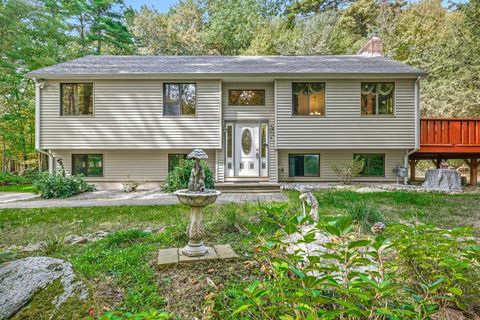 Photo of 38 W Elm St, Hopkinton, MA 01748 (MLS # 73439926)