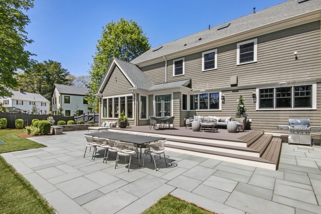 12 Alban Rd