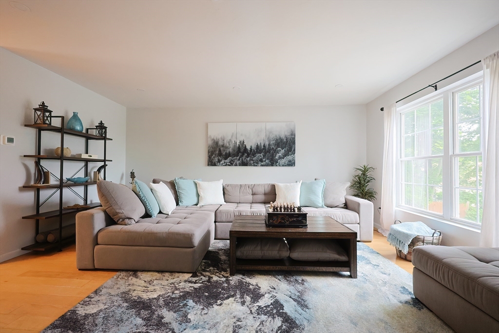 52 Heywood St 52