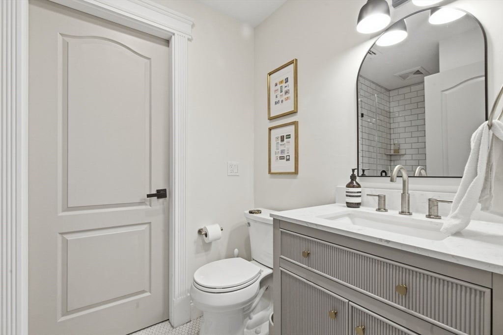 255 Gold St #2, Boston, MA, 255 Gold St #2, Boston, MA Photo #5