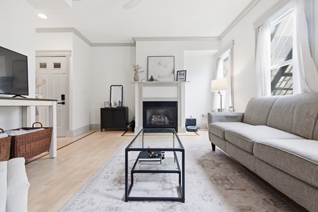 255 Gold St #2, Boston, MA, 255 Gold St #2, Boston, MA Photo #9
