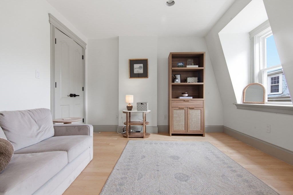 255 Gold St #2, Boston, MA, 255 Gold St #2, Boston, MA Photo #17