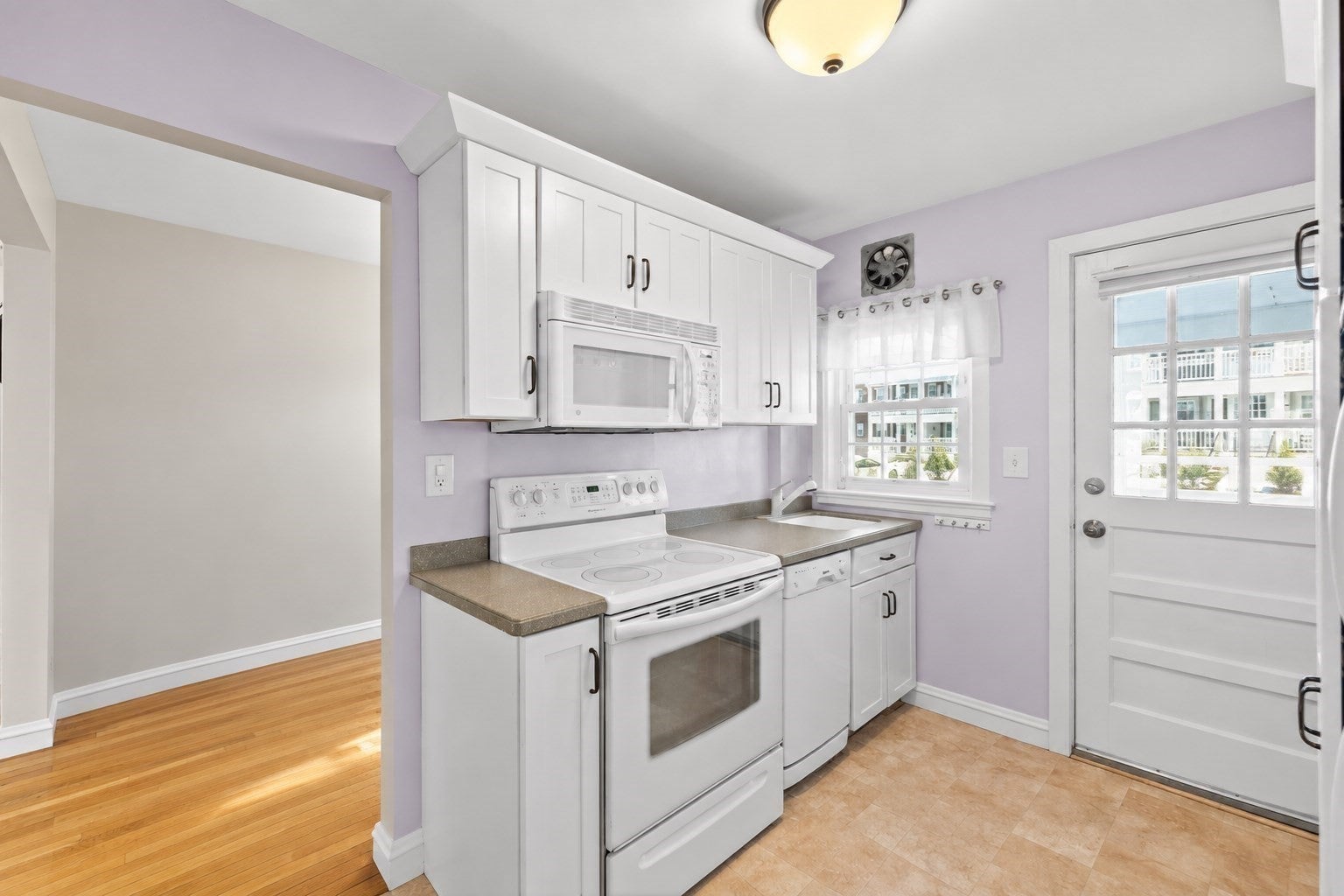 180 S Main St #5, Attleboro, MA, 180 S Main St #5, Attleboro, MA Photo #7