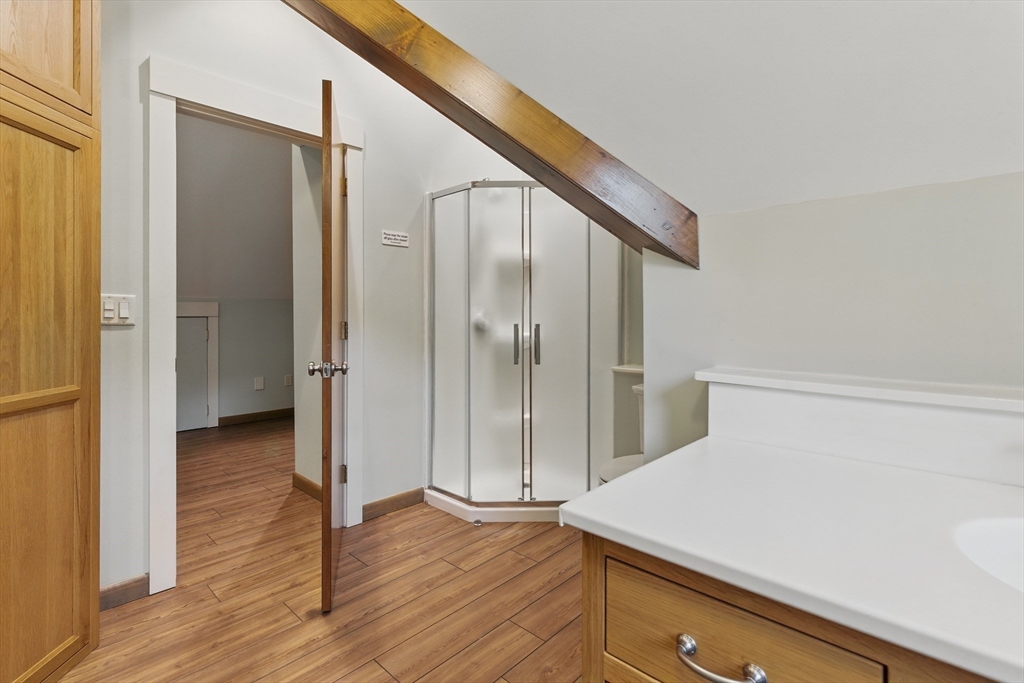 East Longmeadow, Massachusetts 01028, United States, 4 Bedrooms Bedrooms, ,5 BathroomsBathrooms,Residential,Pending,136496