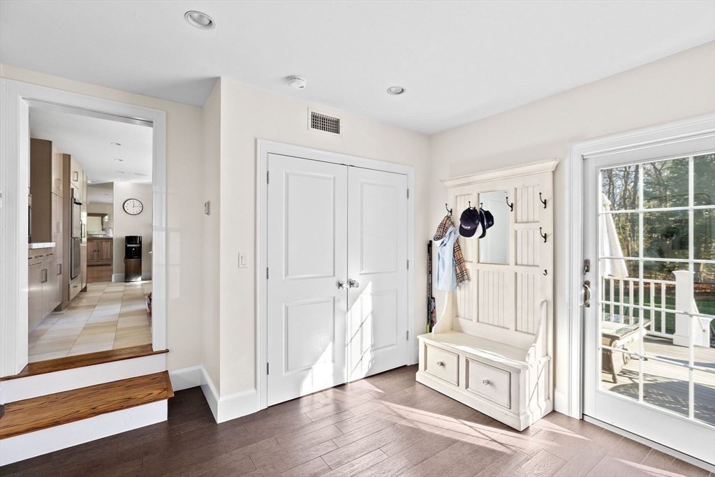 93 Satuit Trail