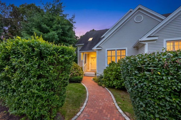 31 QUINNS WAY, MASHPEE, MA 02649 - Image a7ec8551ce2cd2d3ddb10e4e9e78f4e9/1196246485