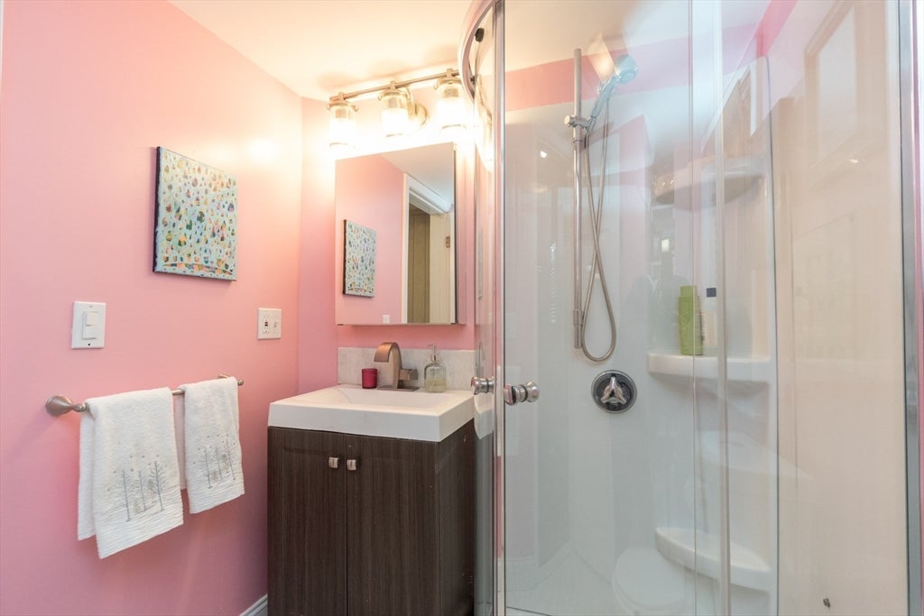 50 Brush Hill Rd, Milton, MA Photo #15