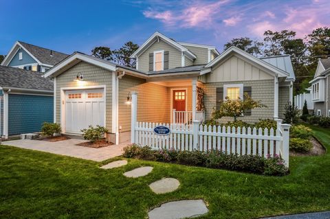 Single Family Residence in Mashpee MA 11 Azalea Ln.jpg