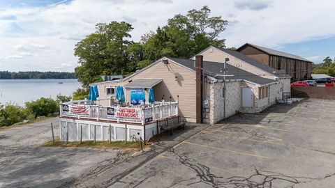 294 Tyngsboro Rd Dracut MA 01826