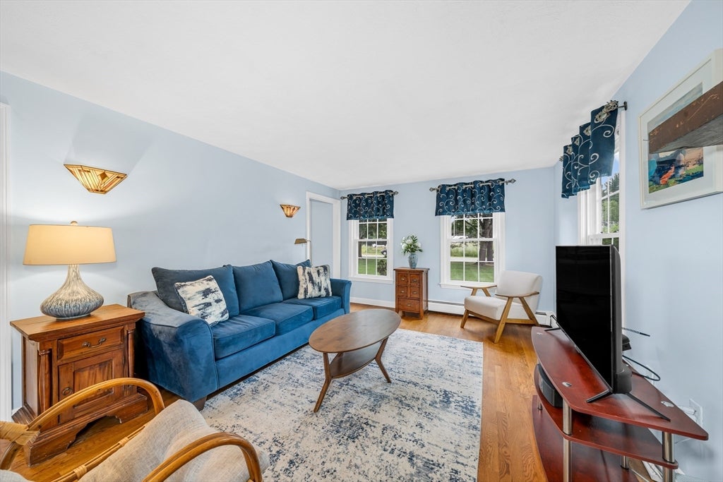 90 Lacy ST, North Andover, MA Photo #4