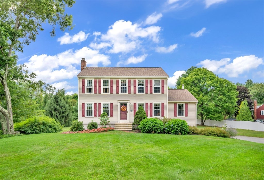 Photo of 90 Lacy ST, North Andover, MA