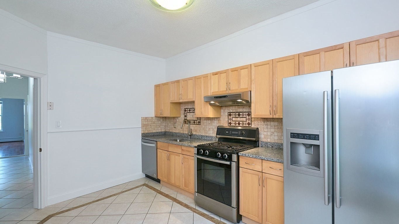 120 Union Park St #3, Boston, MA Photo #6