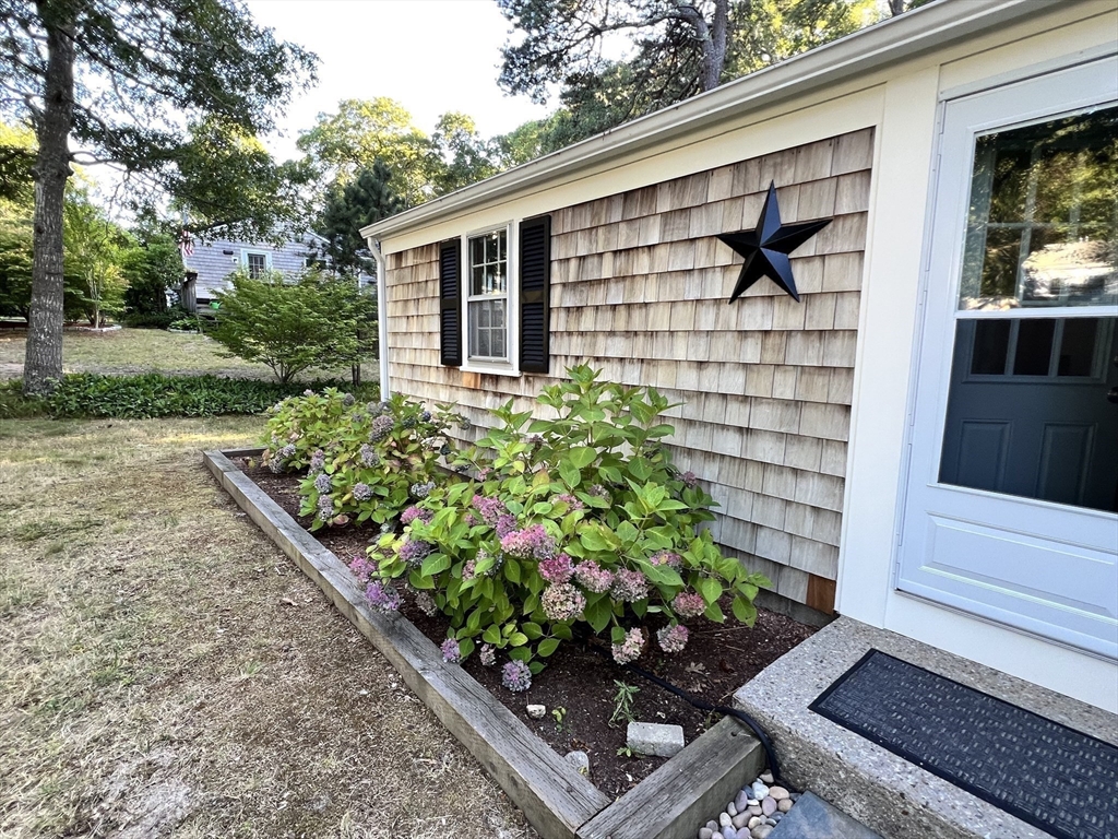 15 Alexander Dr