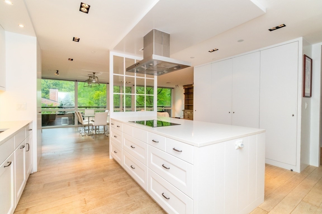 241 Perkins St #D204, Boston, MA Photo #16