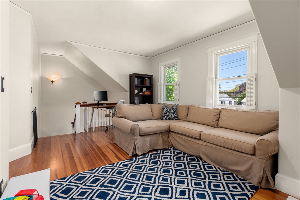 50 Stow St, Waltham, MA Photo #21
