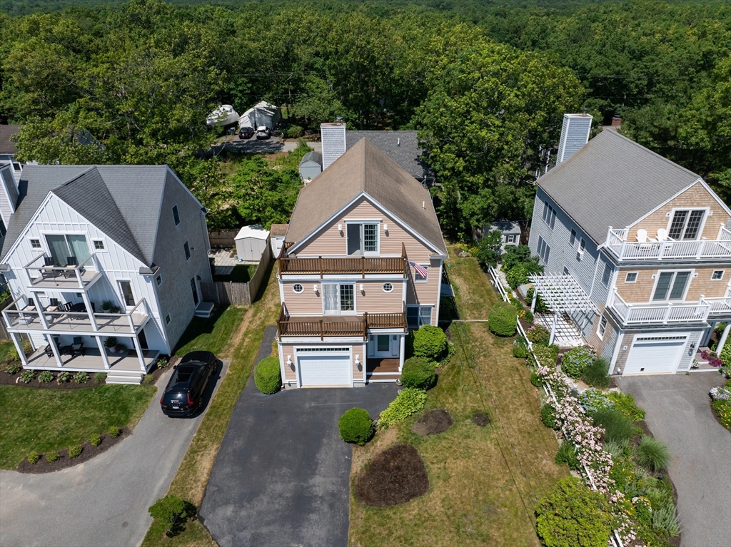 107 Shore Dr