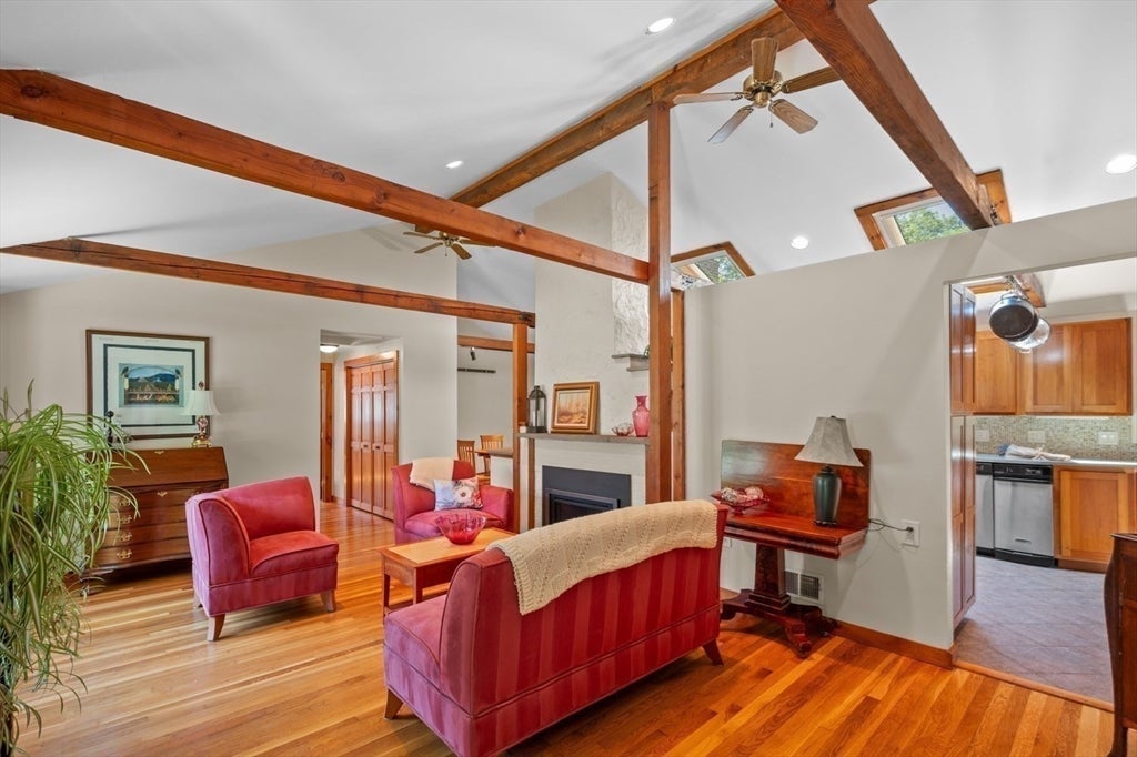 15 Fenmere Ave, Wellesley, MA, 15 Fenmere Ave, Wellesley, MA Photo #19