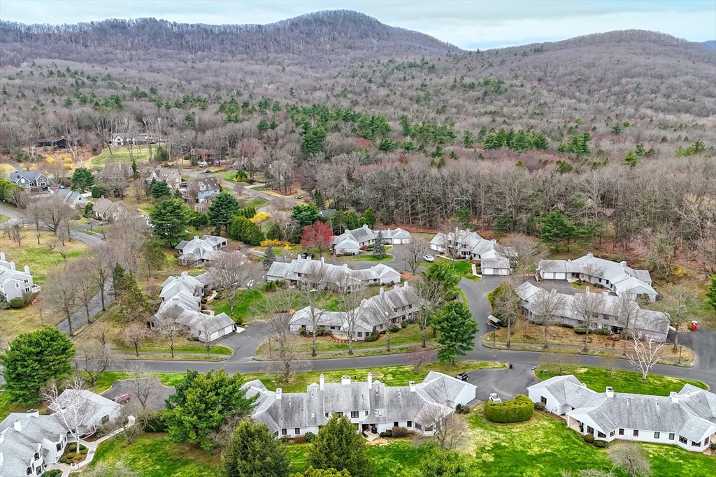 8 Baldwin Ln 8
