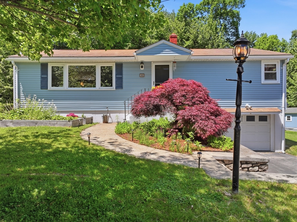 46 Pinecroft Ave