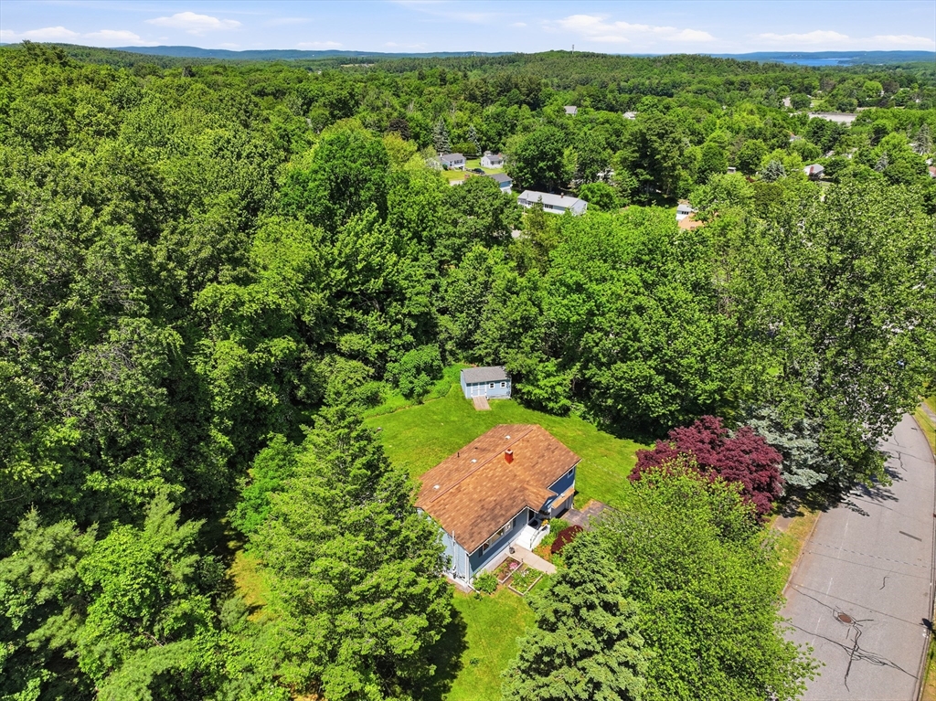 46 Pinecroft Ave