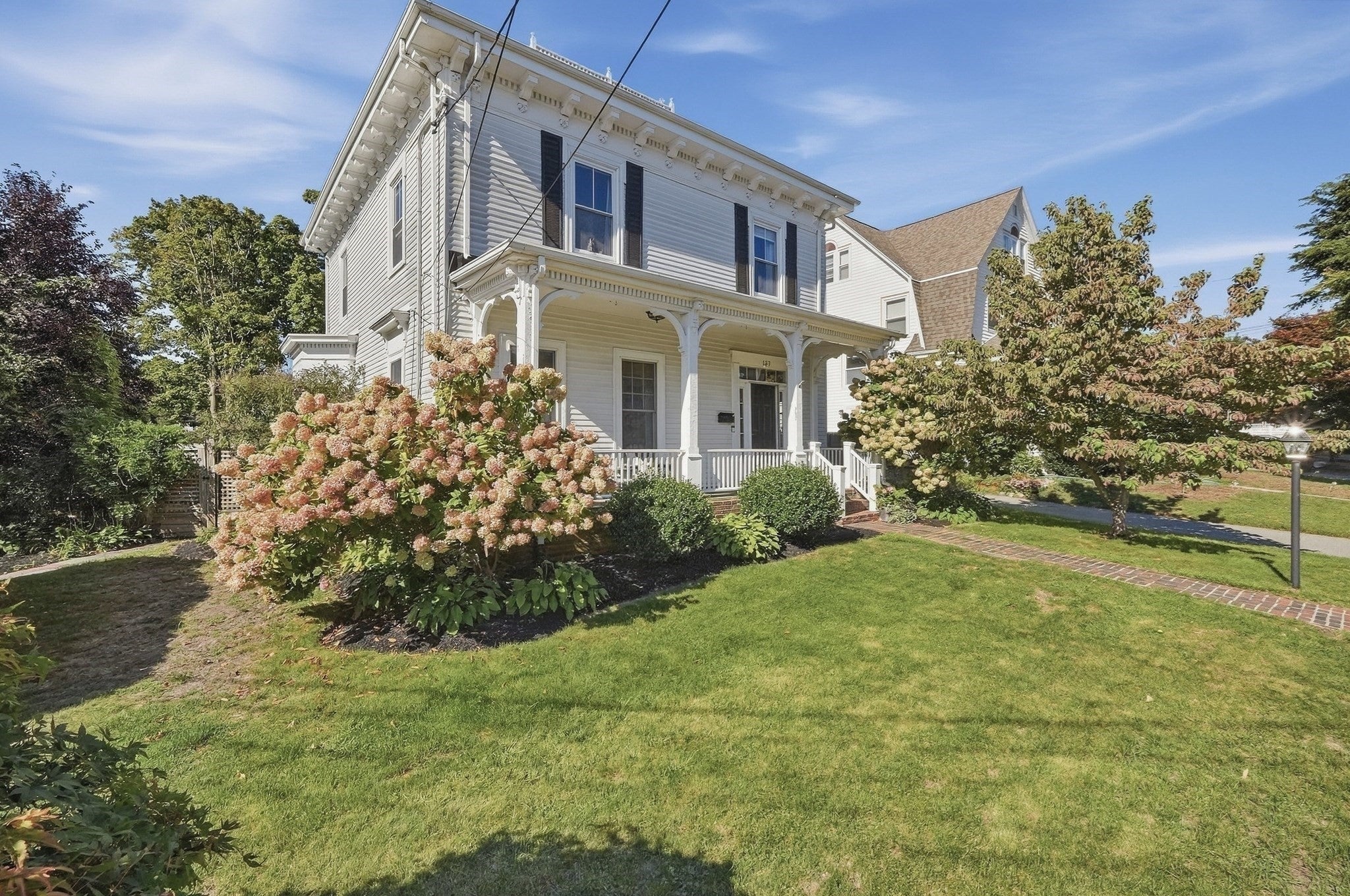 Photo of 137 Grand View Ave, Quincy, MA