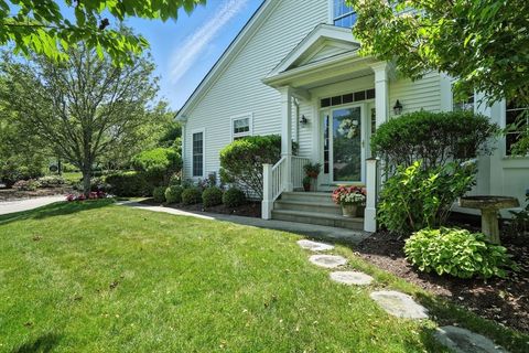 43 Champlain Circle Plymouth MA 02360